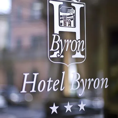 ホテル Byron 3*